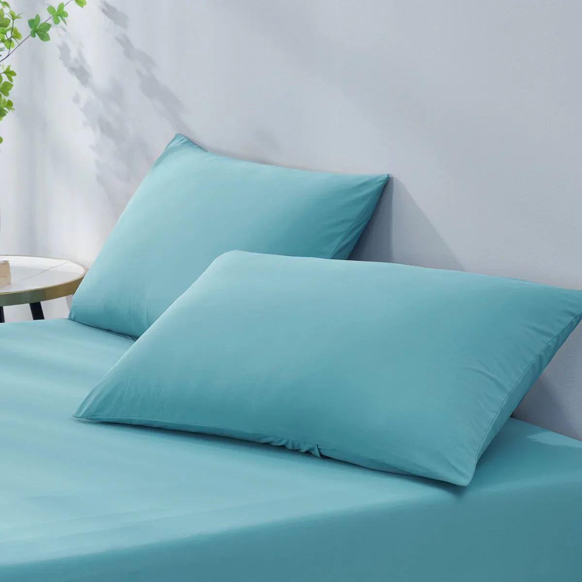 Cooling pillowcase